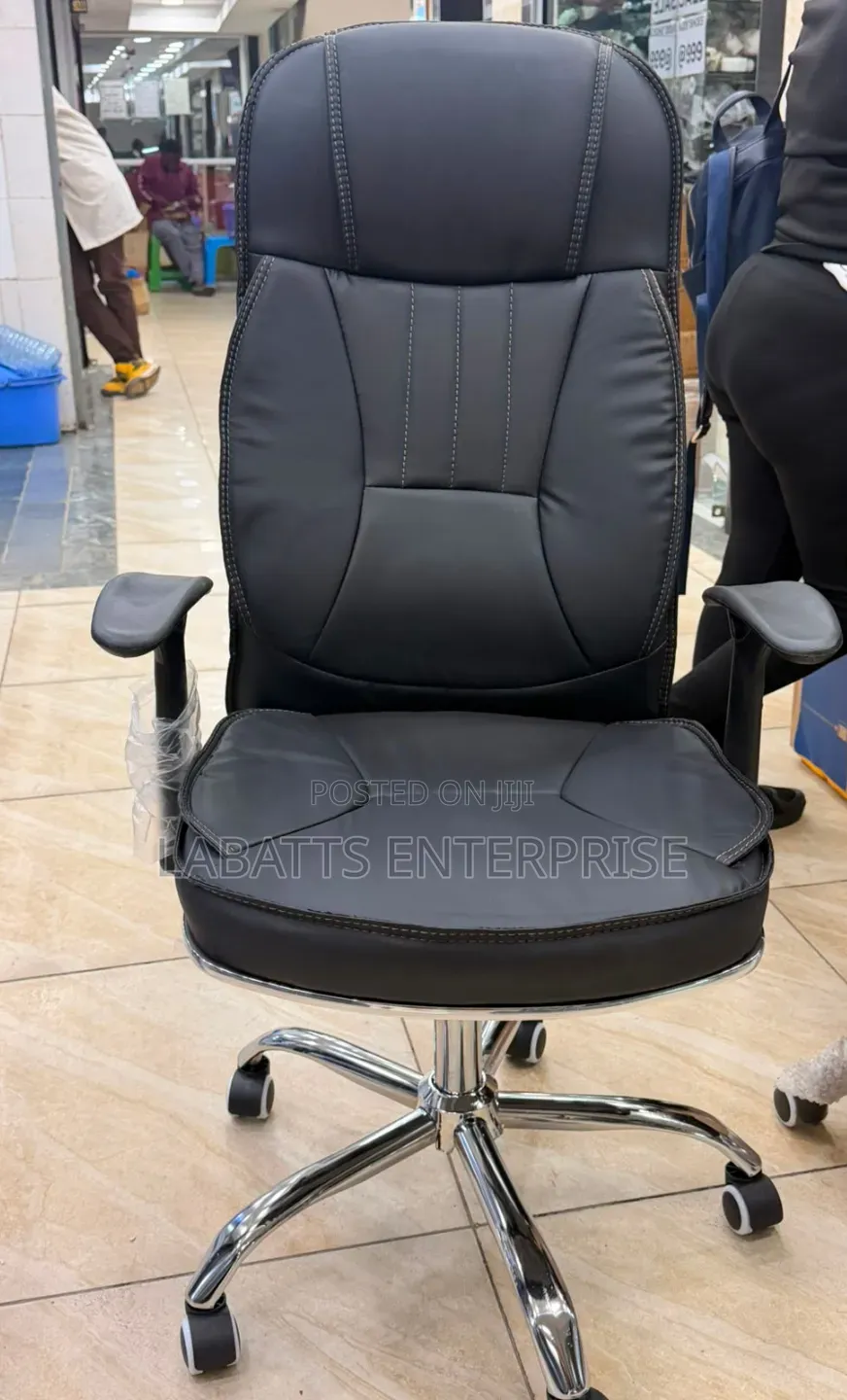 Luxury High-Back Leather Executive Office Chair