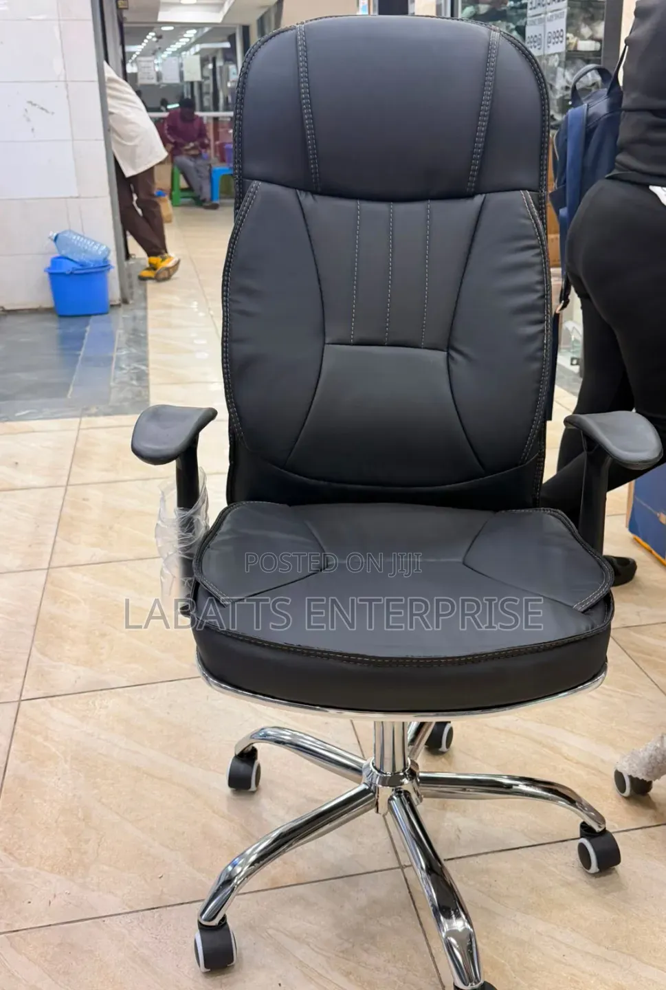 Luxury High-Back Leather Executive Office Chair