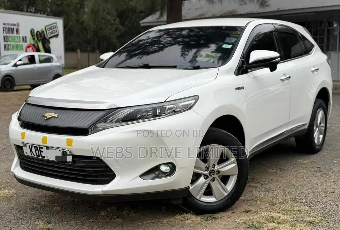 Toyota Harrier 2.5 Hybrid 4WD 2014 White