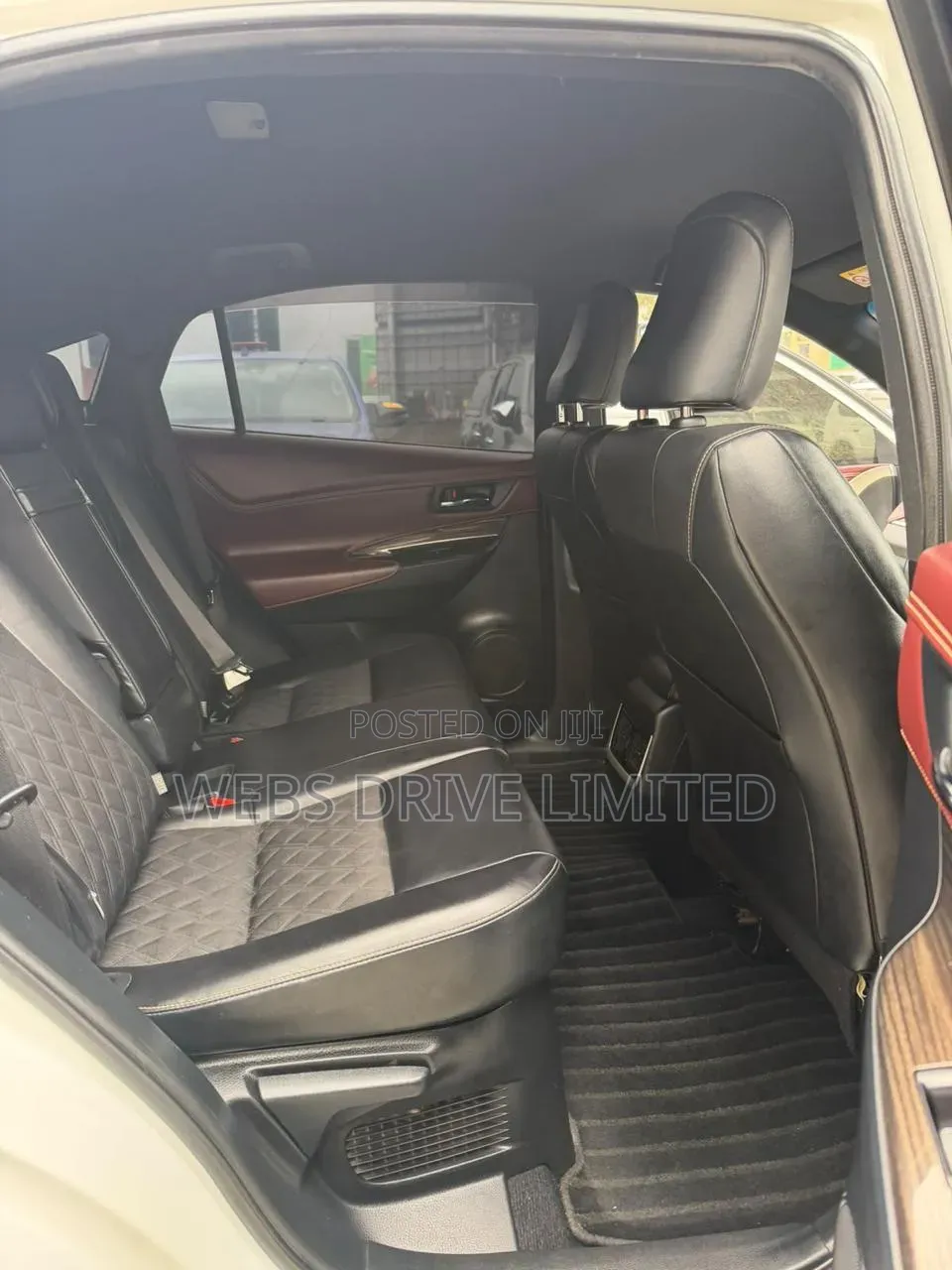 Toyota Harrier 2.5 Hybrid 4WD 2014 White