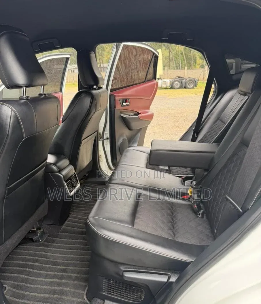 Toyota Harrier 2.5 Hybrid 4WD 2014 White