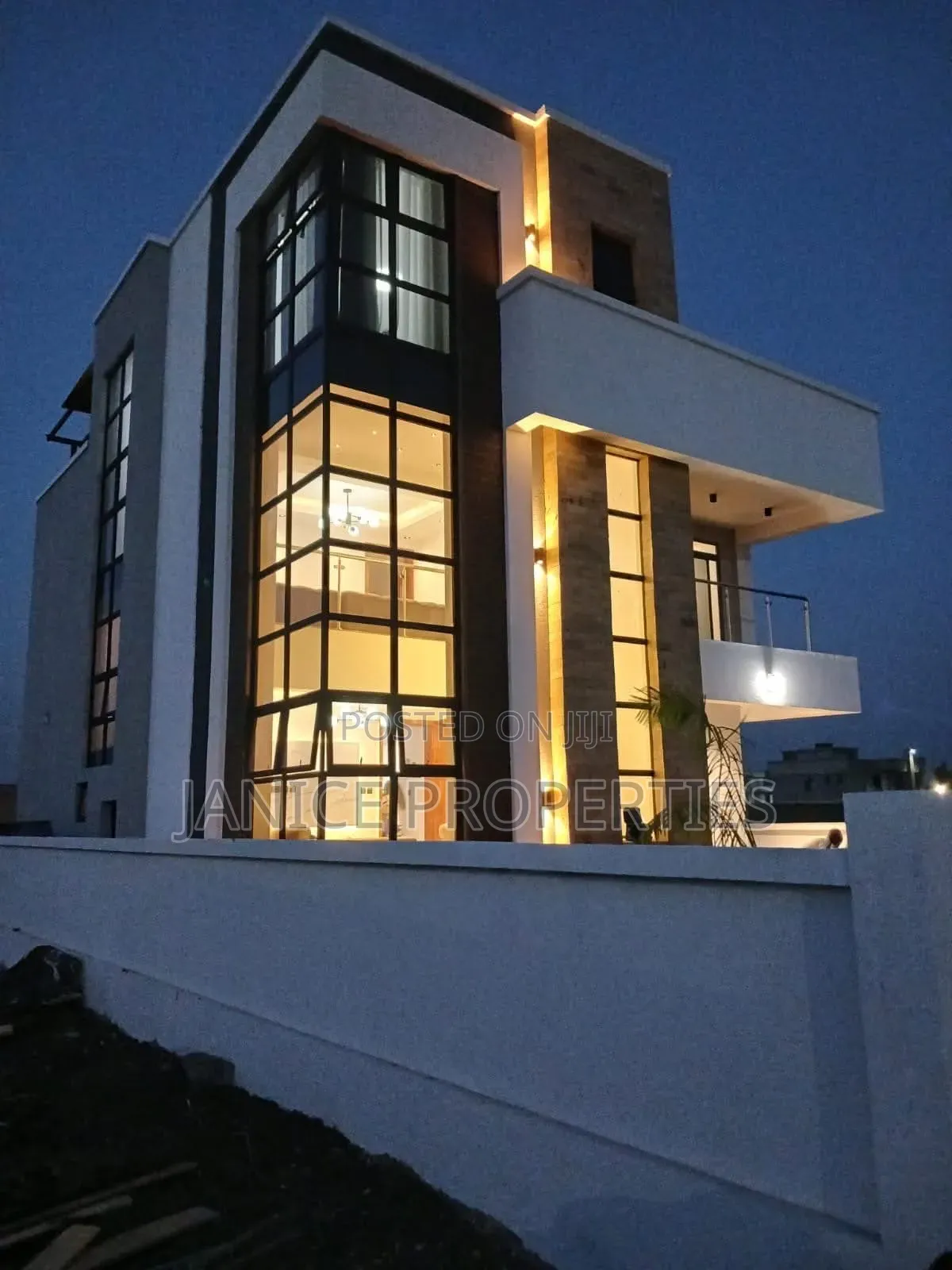 4bdrm Villa in Valleria Estate, Kamakis for sale