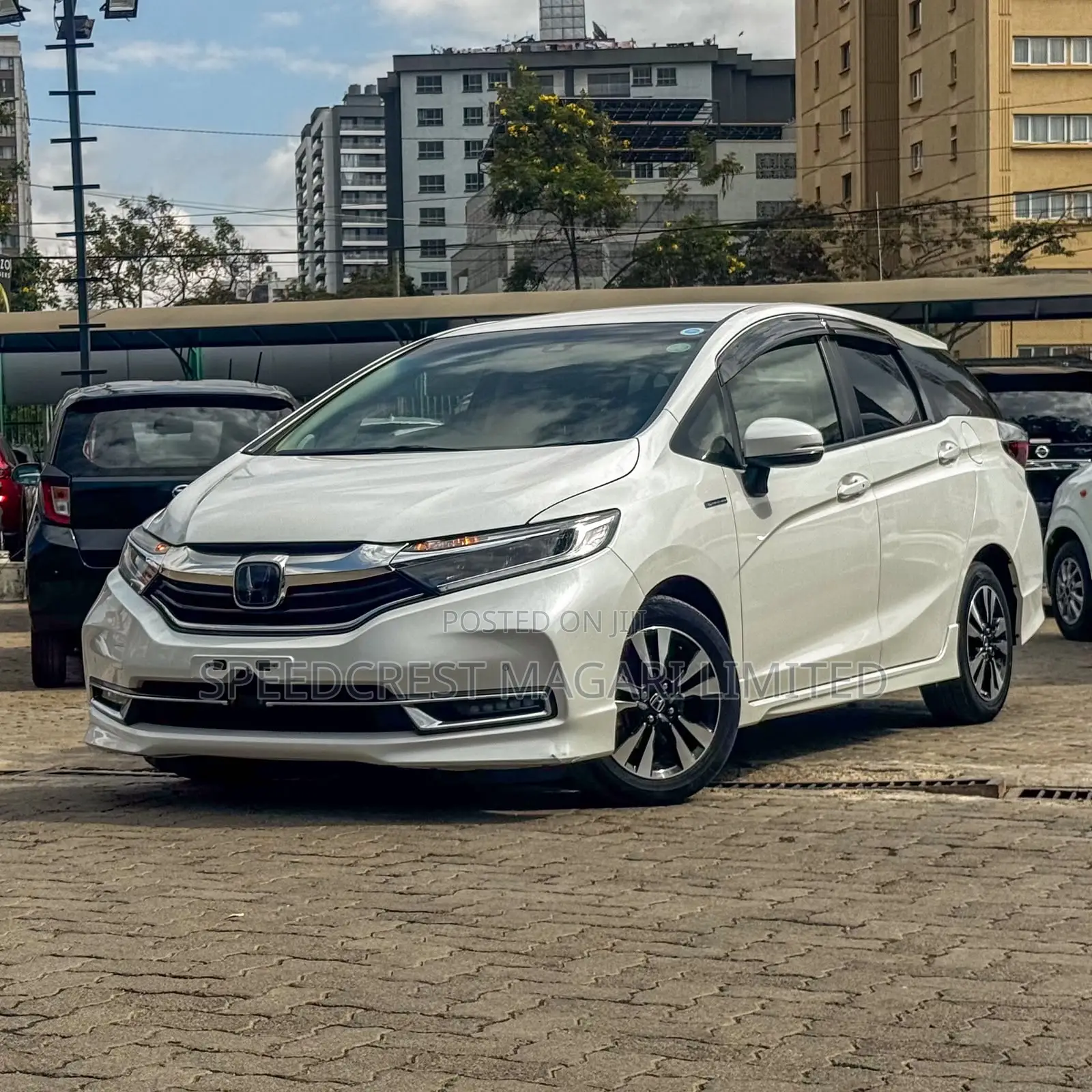 Honda Fit Shuttle 1.5 Hybrid 2WD 2019 White