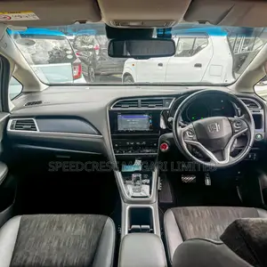 Honda Fit Shuttle 1.5 Hybrid 2WD 2019 White