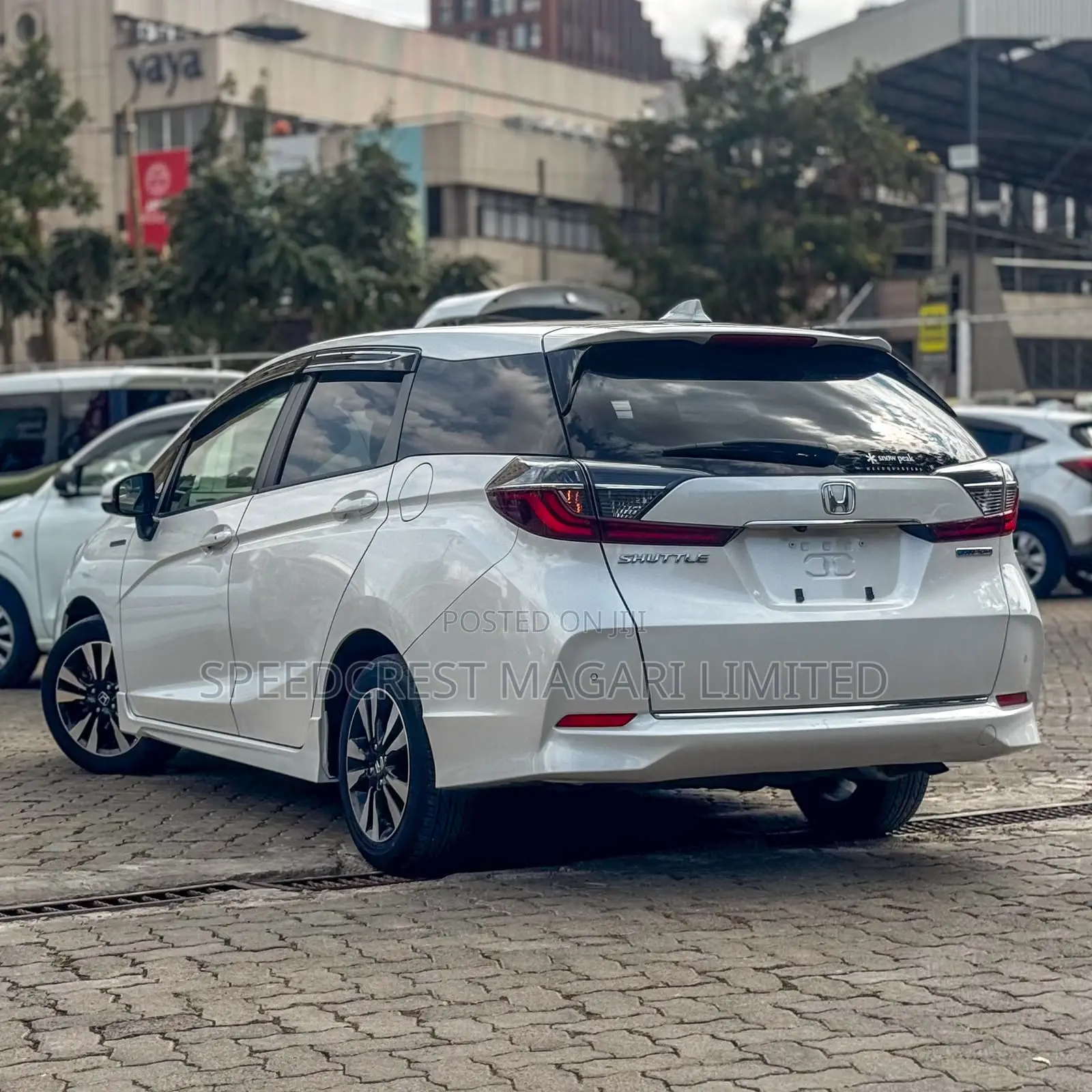 Honda Fit Shuttle 1.5 Hybrid 2WD 2019 White
