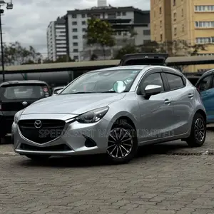 Mazda Demio 2019 Silver
