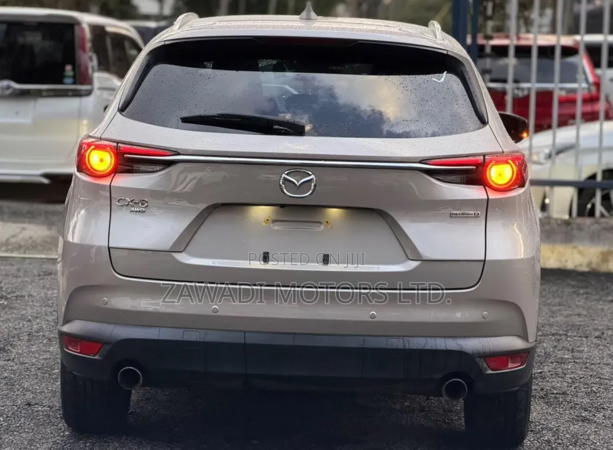 Mazda CX-8 2021 Gold