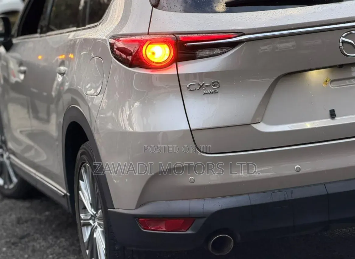 Mazda CX-8 2021 Gold