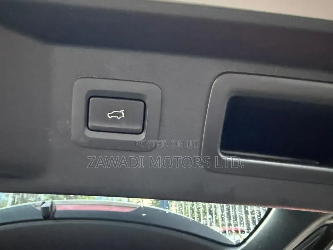 Mazda CX-8 2021 Gold