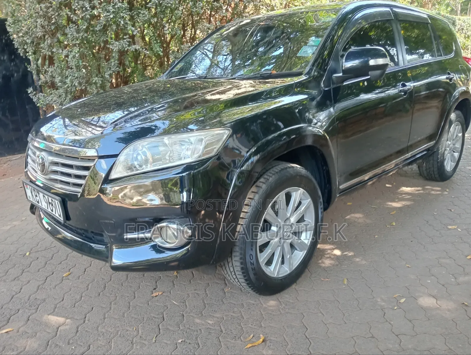 Toyota Vanguard 2012 Black