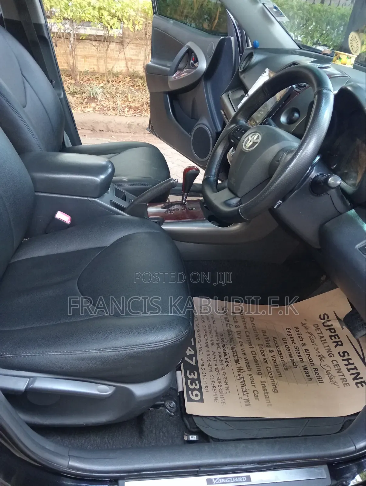 Toyota Vanguard 2012 Black