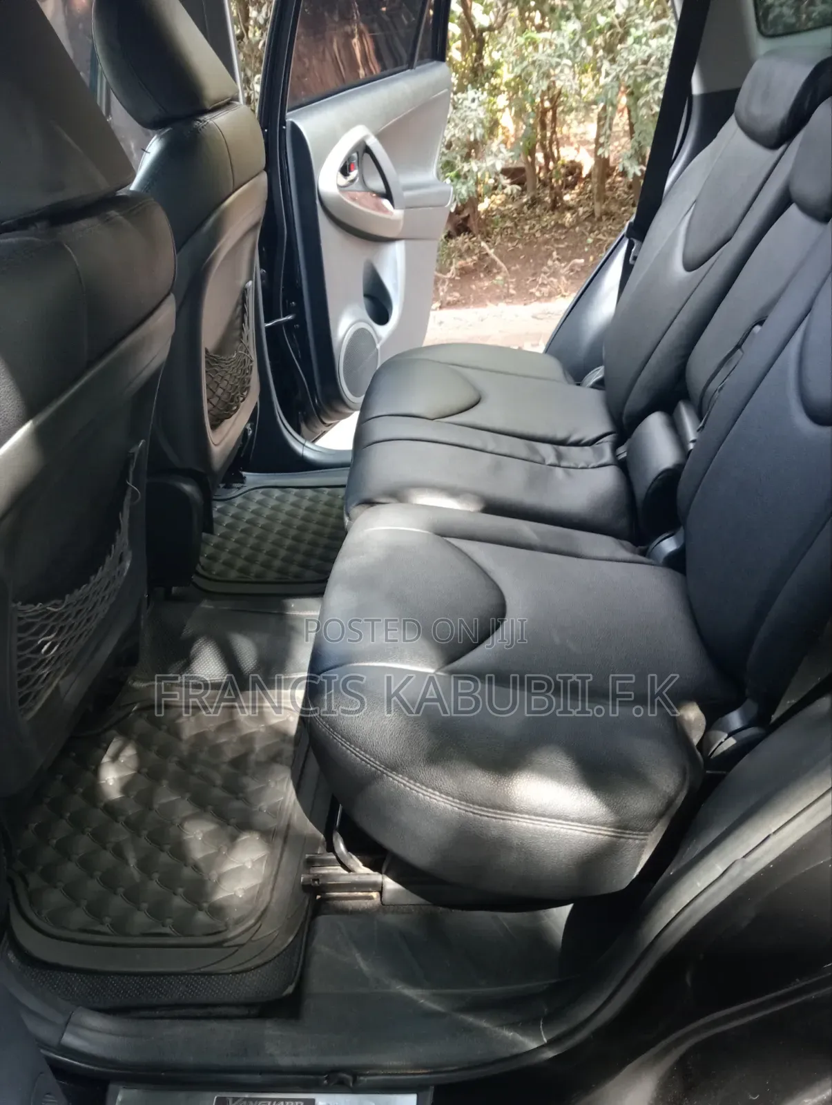 Toyota Vanguard 2012 Black