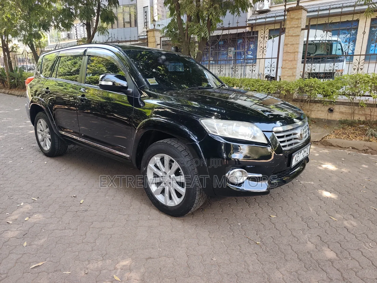 Toyota Vanguard 2012 Black