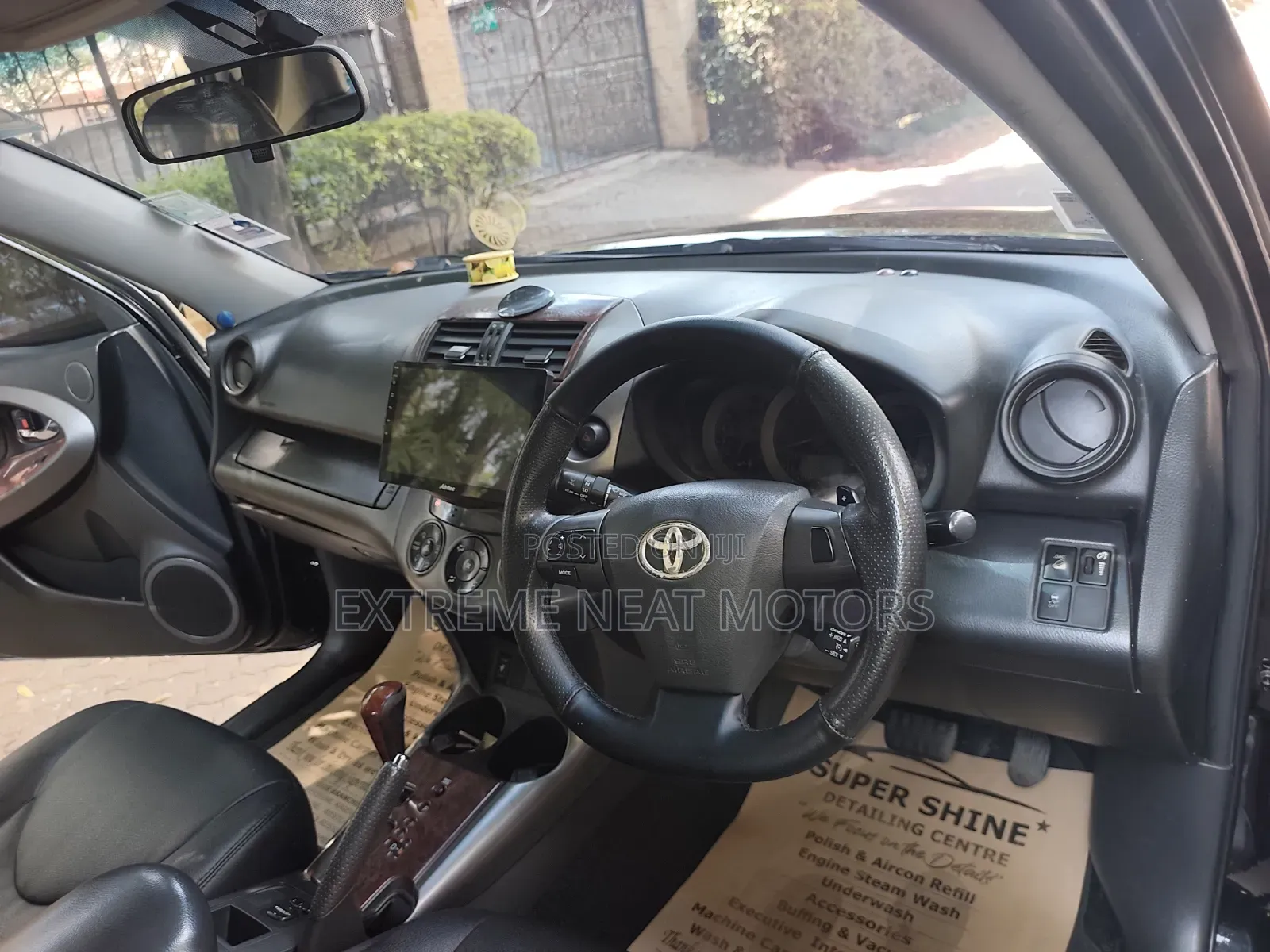 Toyota Vanguard 2012 Black