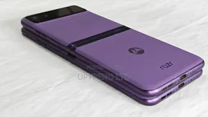 Motorola Razr 40s 256 GB Purple