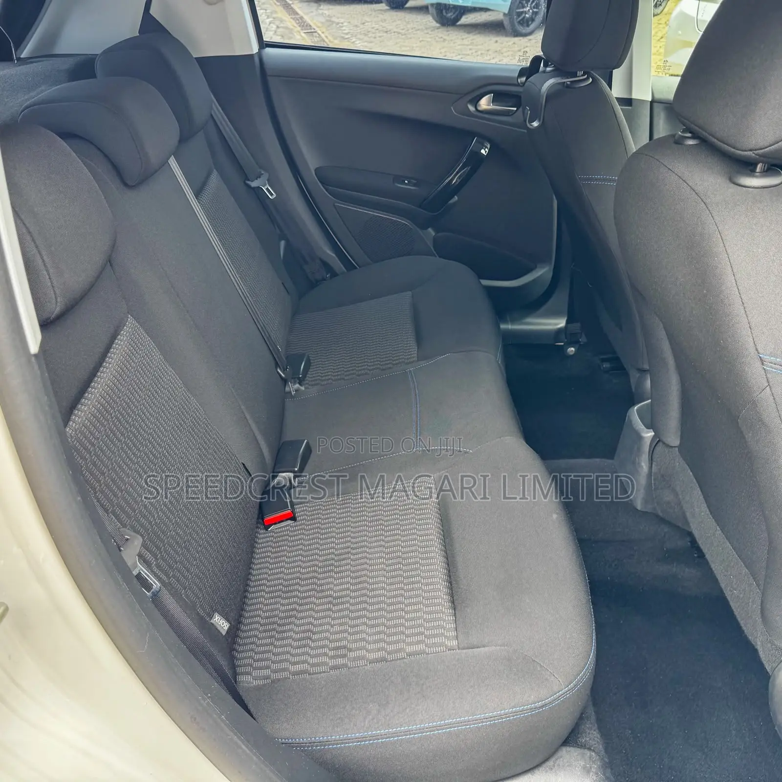 Peugeot 208 2019 White