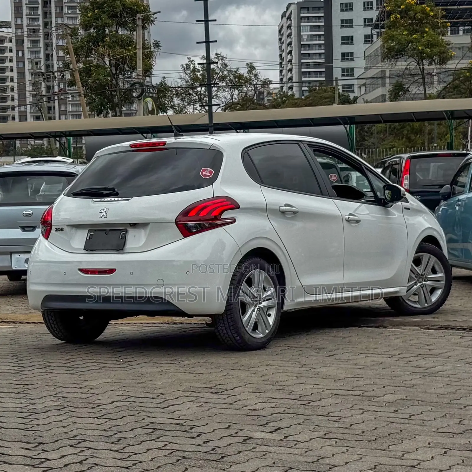 Peugeot 208 2019 White
