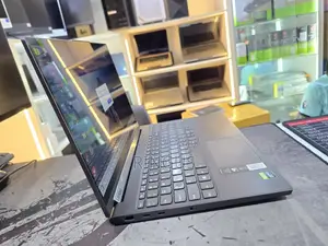 Laptop Lenovo Yoga 9 16GB Intel Core i7 SSD 512GB