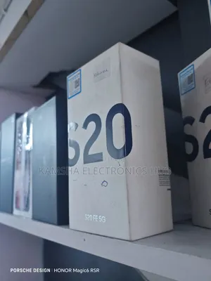 Samsung Galaxy S20 FE 128 GB Red