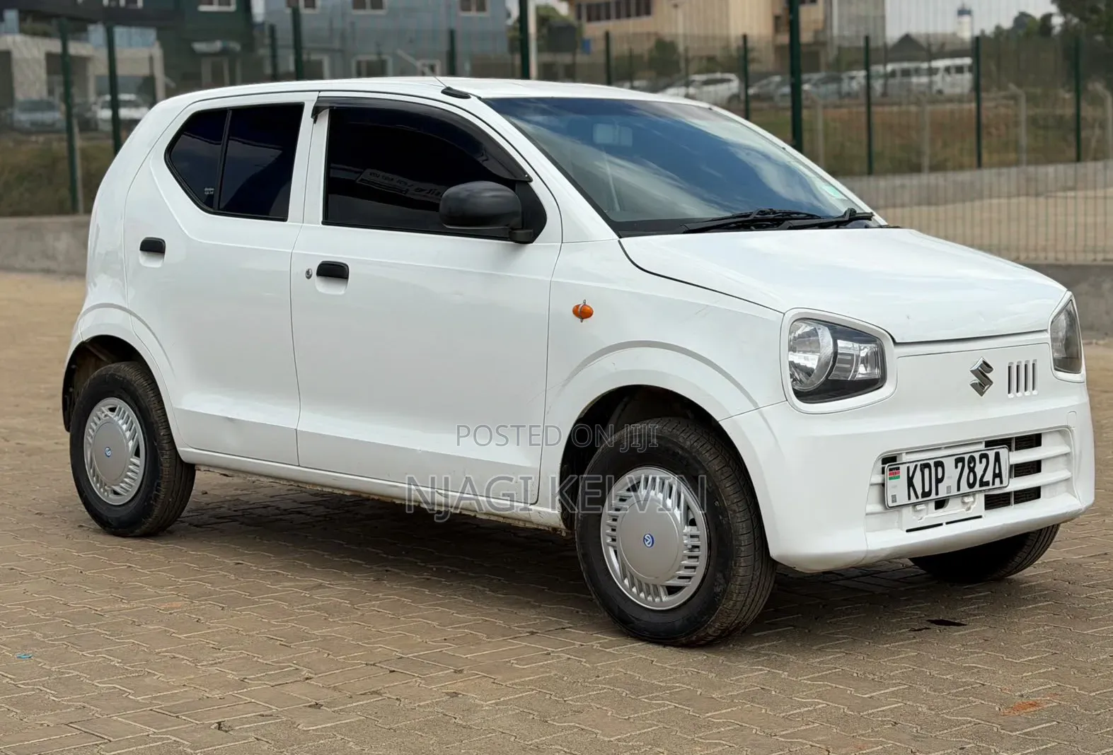 Suzuki Alto 2016 White