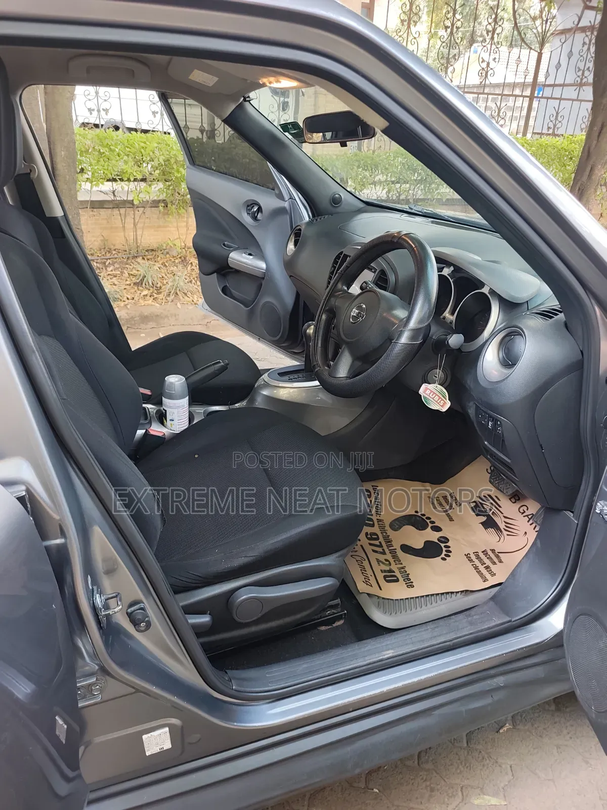 Nissan Juke SL Automatic 2012 Gray