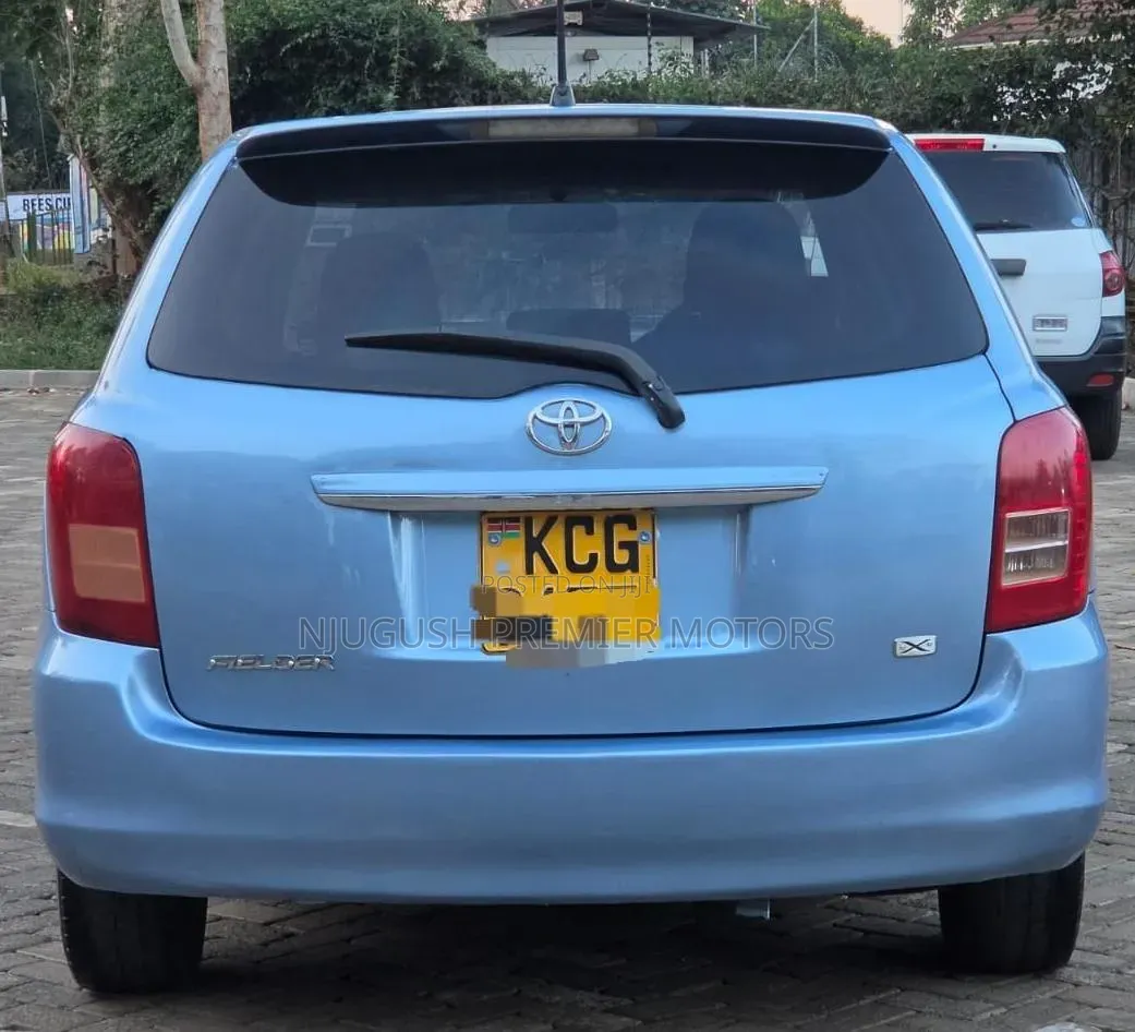 Toyota Corolla Fielder 2005 Blue