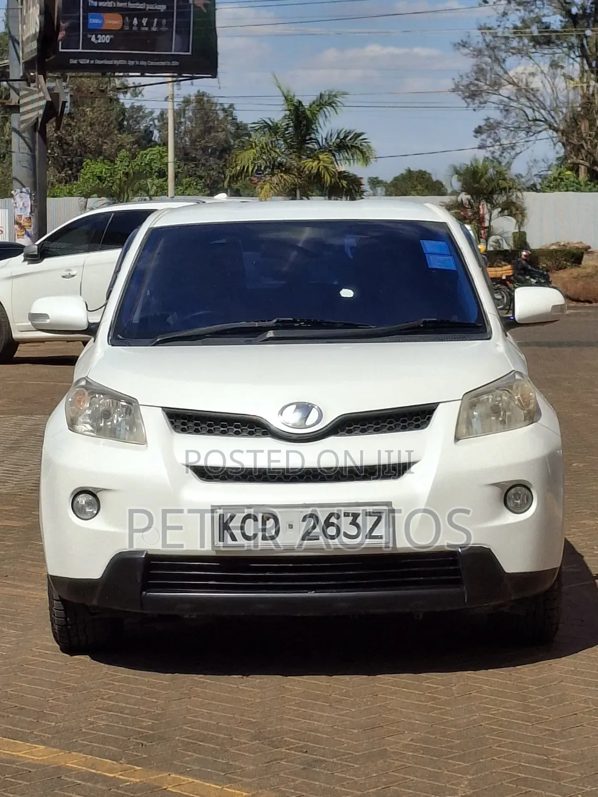 Toyota IST 2009 White