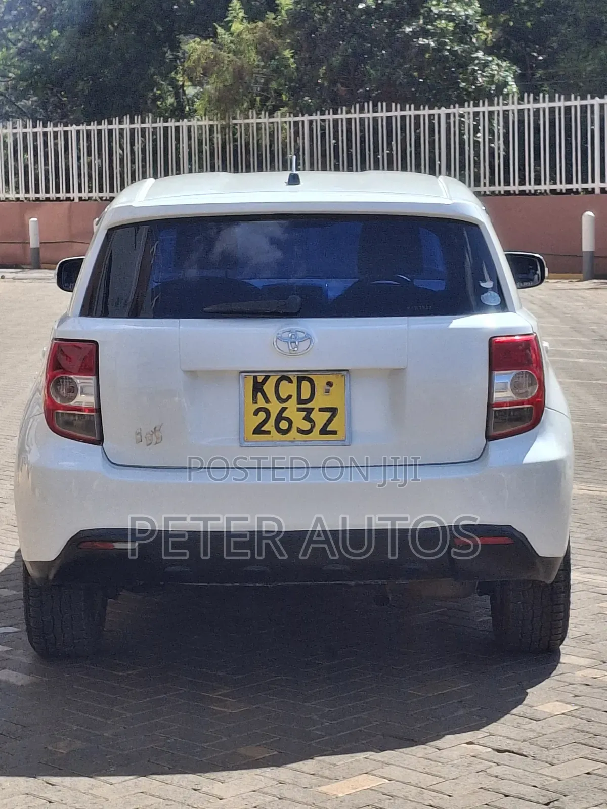 Toyota IST 2009 White