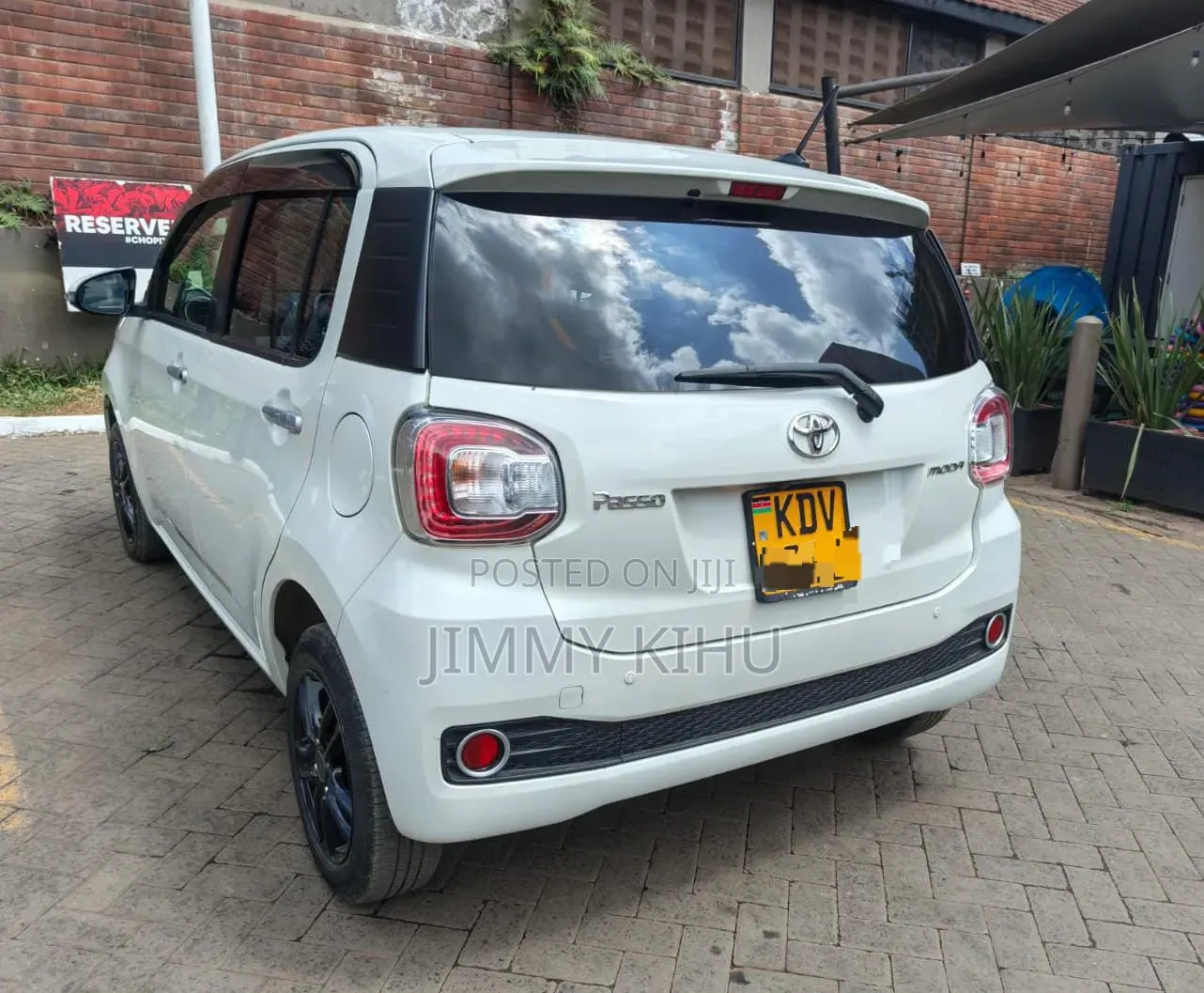 Toyota Passo 1.0 FWD 2018 White