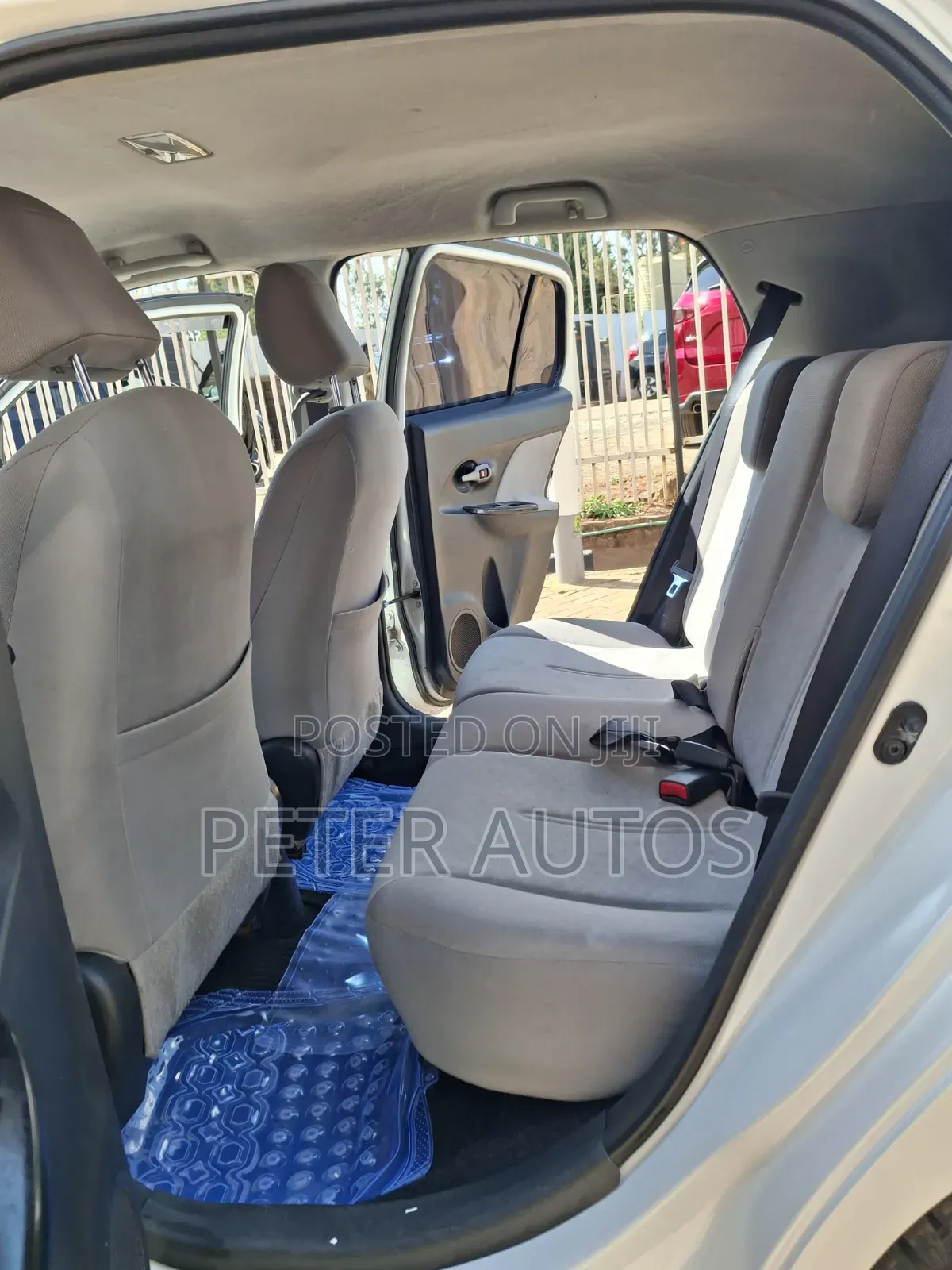 Toyota IST 2009 White