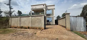 5bdrm Mansion in Kiora Estate, Riabai for sale