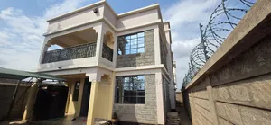 5bdrm Mansion in Kiora Estate, Riabai for sale