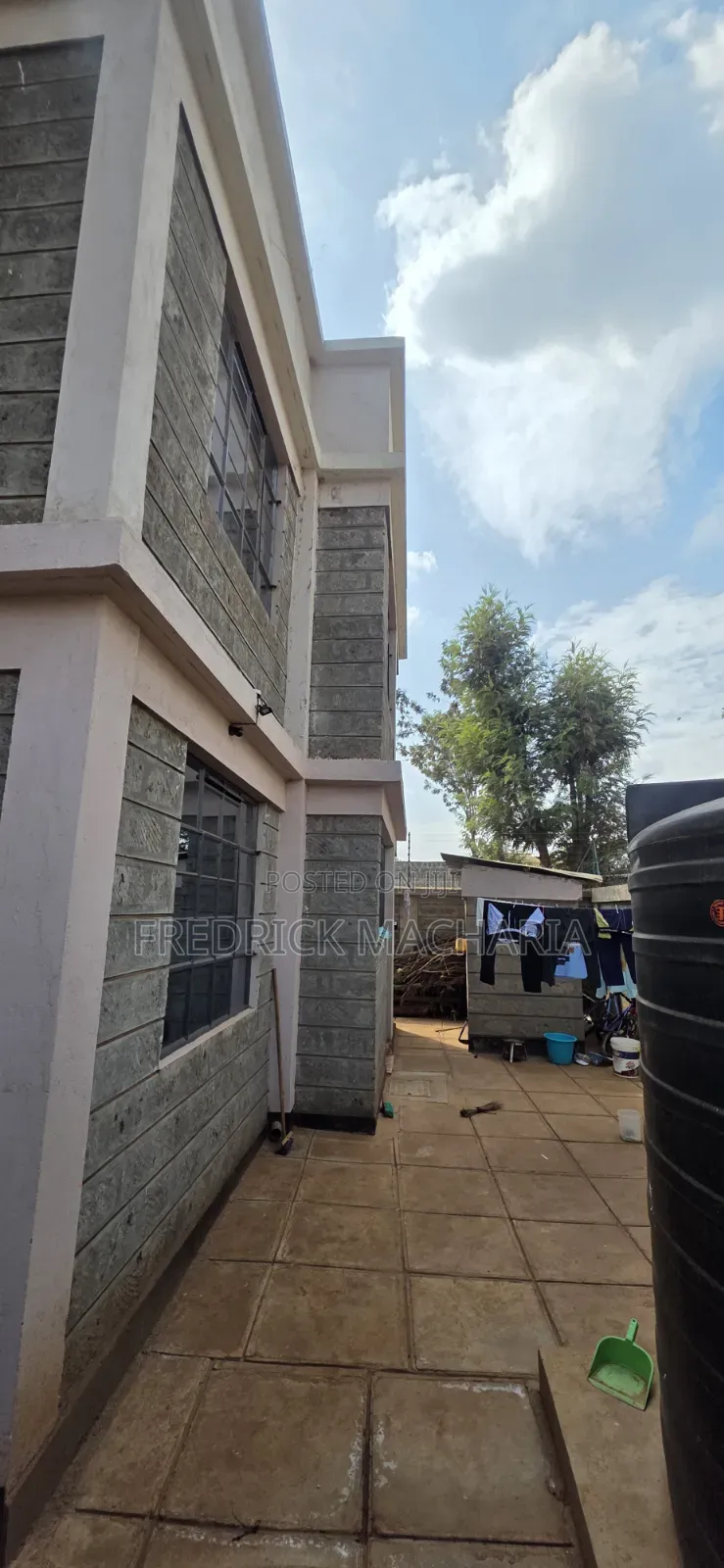 5bdrm Mansion in Kiora Estate, Riabai for sale