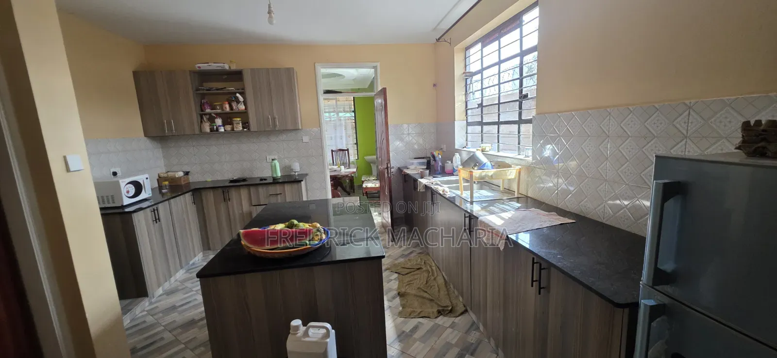 5bdrm Mansion in Kiora Estate, Riabai for sale