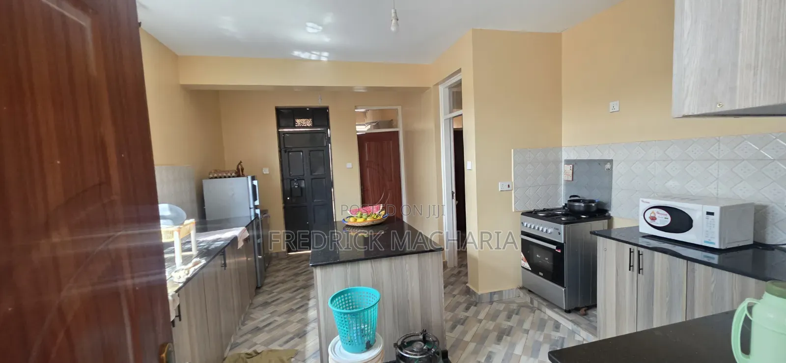 5bdrm Mansion in Kiora Estate, Riabai for sale