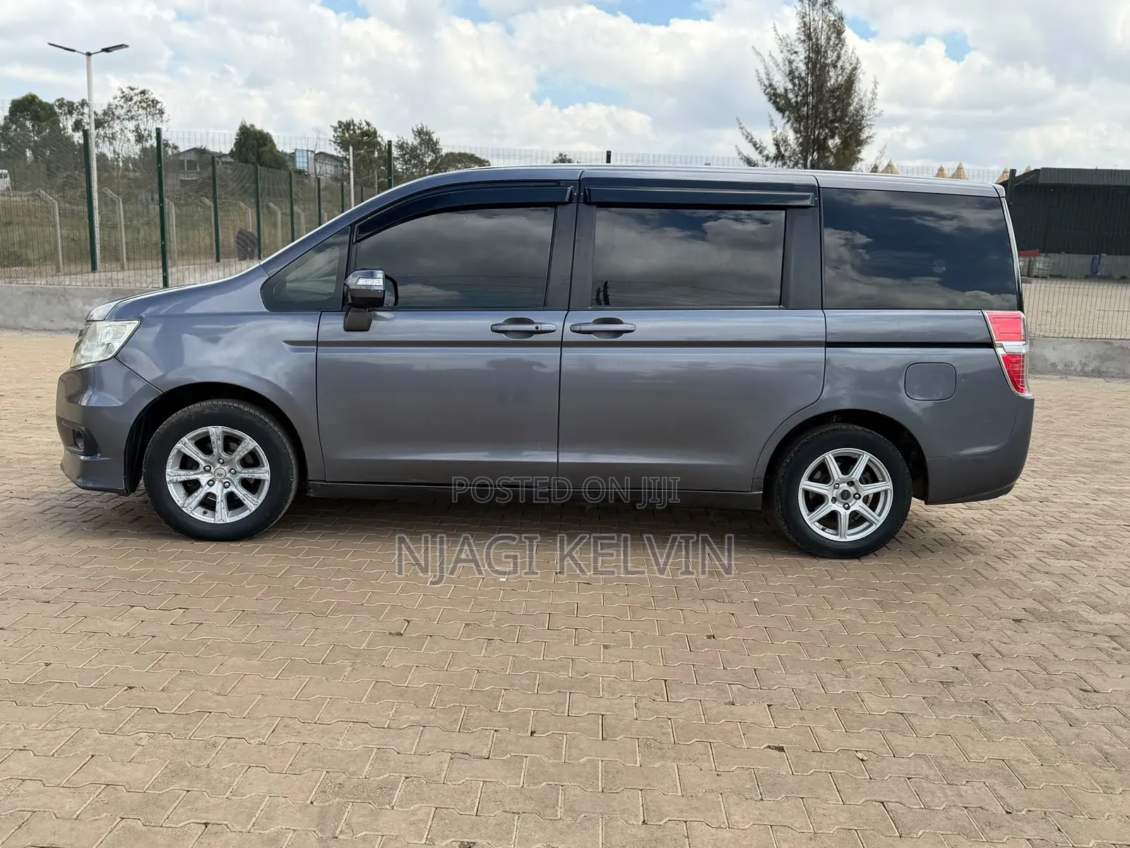 Honda Stepwgn 2014 Gray