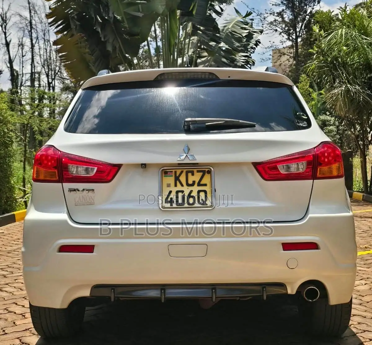 Mitsubishi RVR 2013 White
