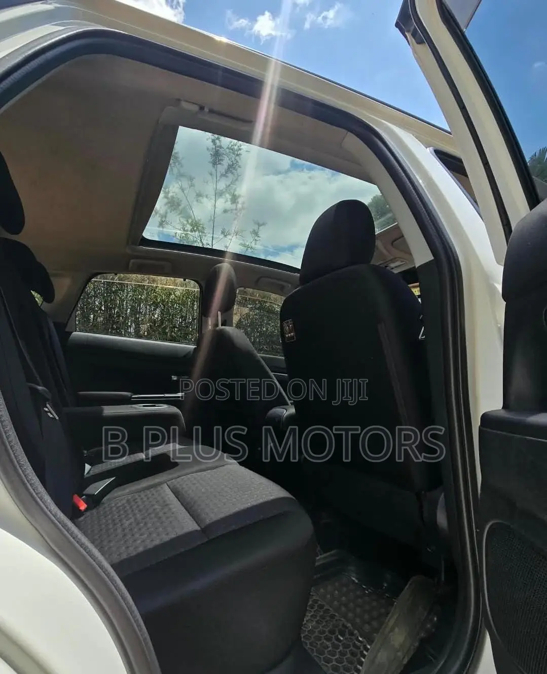 Mitsubishi RVR 2013 White