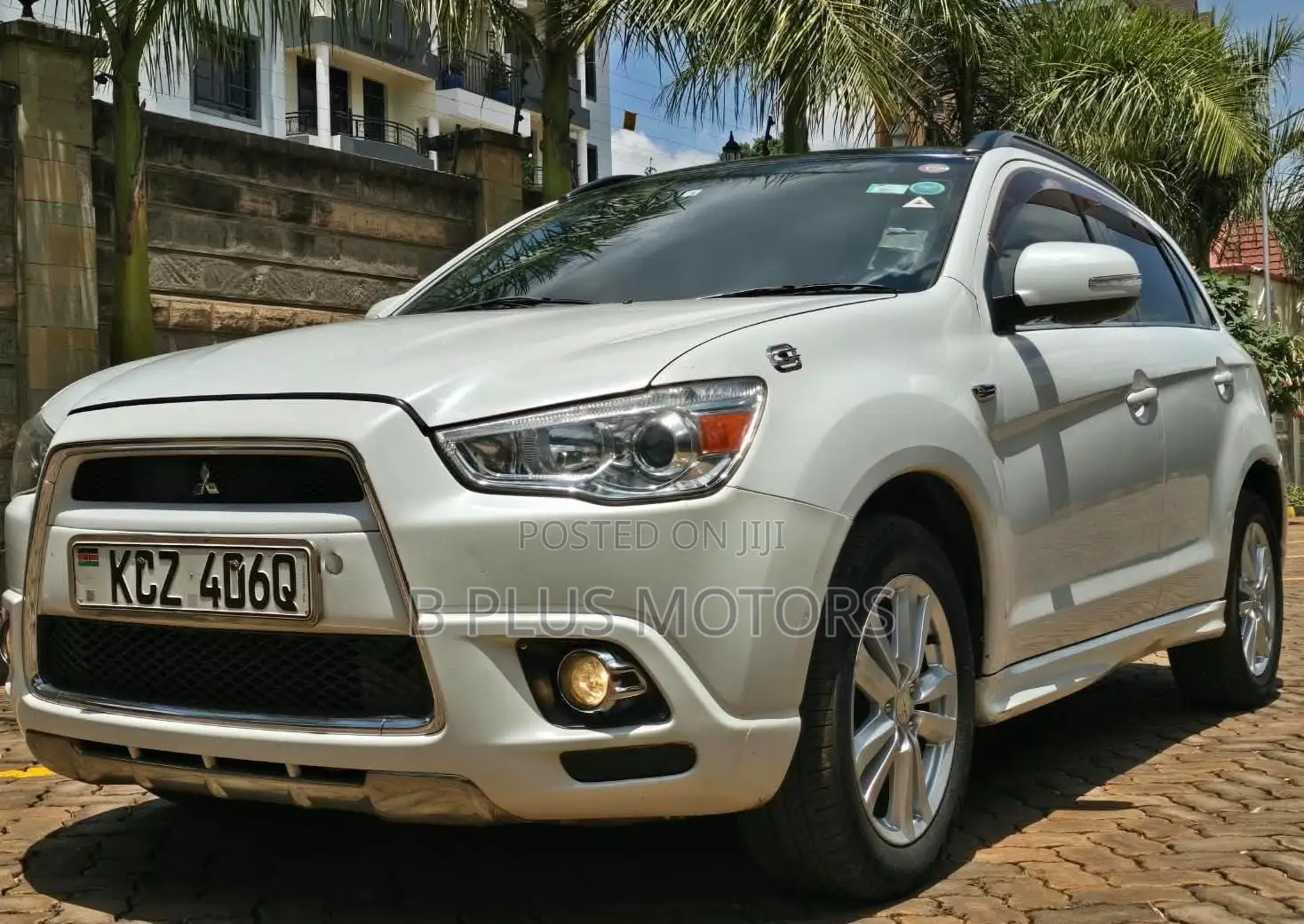 Mitsubishi RVR 2013 White