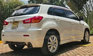 Mitsubishi RVR 2013 White