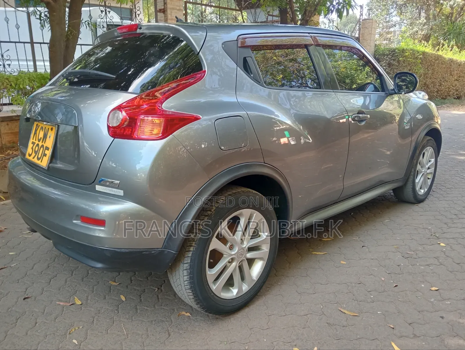 Nissan Juke S AWD 2012 Gray