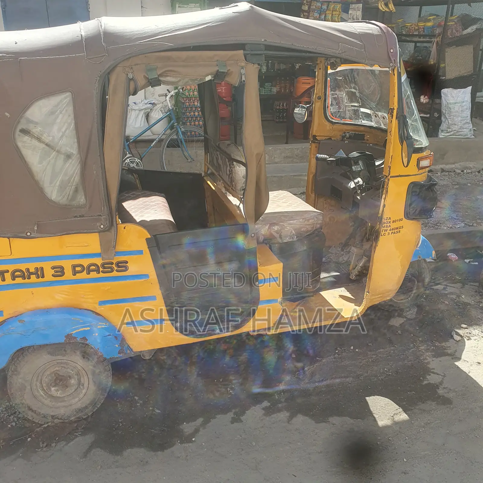 Bajaj RE 2019 Yellow