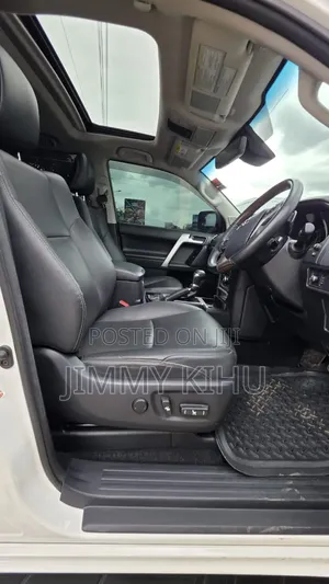 Toyota Land Cruiser Prado 2023 Pearl