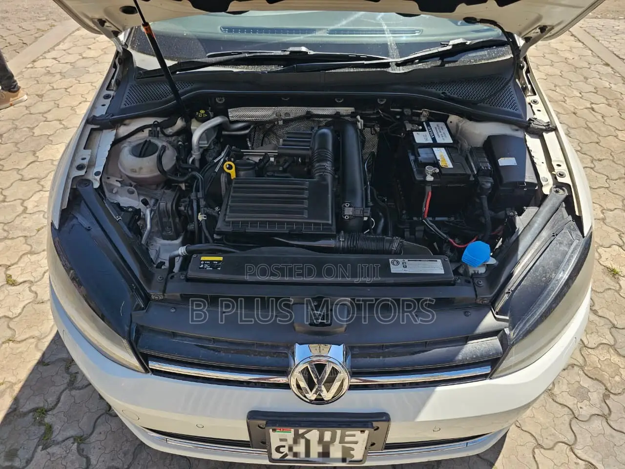 Volkswagen Golf 2014 White