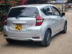 Nissan Note 2017 Silver