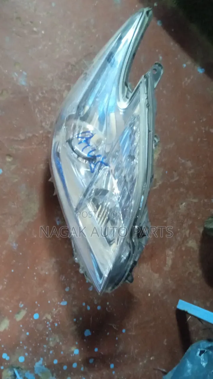 Toyota Prius 2012 Headlight Non Xenon