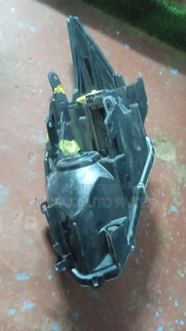 Toyota Prius 2012 Headlight Non Xenon