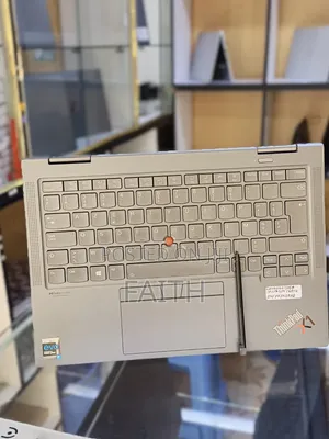 Laptop Lenovo ThinkPad X1 Yoga 16GB Intel Core i7 SSD 512GB