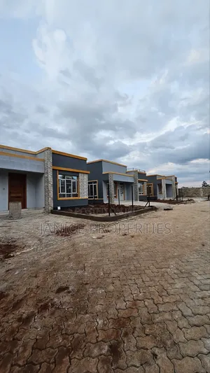 3bdrm Bungalow in Ararat Gardens, Kenyatta Road / Theta for sale