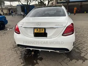 Mercedes-Benz C200 2017 White